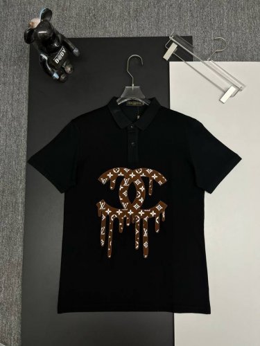 Chanel&Lv 香奈儿路易威登联名字母刺绣新款polo衫 原版面料 原版订制辅料 官方同款 采用210克丝光珠地面料，定制 同缸染面料 手感非常舒服爽滑 版