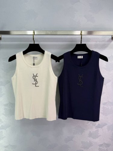 Ys*春夏新款针织背心 胸前有精致Logo设计 高級時尚精品 單穿也很 版型经典百搭显瘦 2色3码Sml T226B