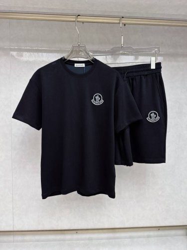 蒙口 2025Ss春夏新款短袖套装，男女同款。上身效果超赞，码数 M-3Xl