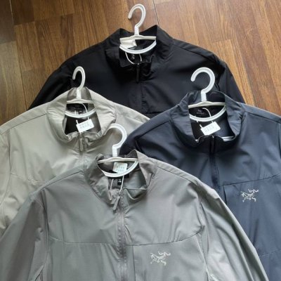 供 Arc'teryx 始祖鸟夏季男士全天候户外运动出行旅游爬山轻量化防晒衣皮肤衣！ 这款不仅仅是防晒那么肤浅 高品质面料！手感柔滑！上身效果舒适透气！！ 优质
