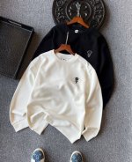 专柜顶级空气棉！ 人气爆款！Fendi 芬迪老佛爷专柜新品高奢空气棉圆领卫衣！恒隆在售万元级，款号：9903 芬迪家今年最新研发60支340G空气棉面料！表层带