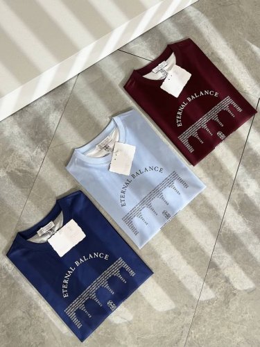 Bc-Brunello Cucineli 2025春夏新款男女同款短袖T恤，众多明星都爱穿的时尚百搭单品！胸前Logo印花超级好看,喜欢经典简约的朋友,一定不能