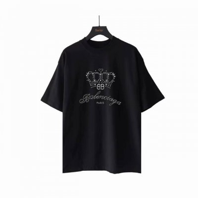 实拍细节图+尺码表 巴黎世家Balenciagg 新款皇冠烫钻洗水短袖 24年主麦上身 前后选用进口奥钻 精密排序后采用重工高温热压至衣身做工完美无瑕 颜色一致