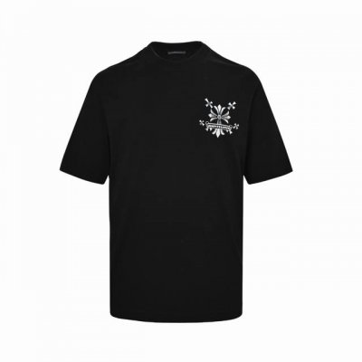 Chrome Hearts 克罗心 25Ss 梵文十字架做旧印花短袖 面料采用280克重精梳棉，定制32支1*1螺纹，成衣两遍水洗处理，面料舒适亲肤无异感，定制