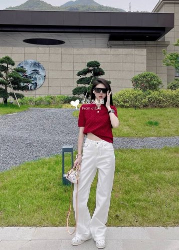 款号D25050628 Louis*驴家Lv新款 高端定制原版字母Logo五金配件撞色老花刺绣装饰宽松时尚直筒阔腿牛仔裤！米白色， M码：腰围72，臀围92，裤