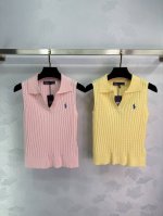 拉夫Polo Ralph Lauren翻领背心，夏季必备，经典无袖设计。适合多种风格搭配。面料舒适，时尚休闲又百搭。4色3码Sml 。T226B