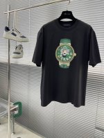 驴牌 2025夏季最新款，专柜同步有售，原单狠货，时尚休闲圆领短袖T恤，上身很有特点！吸睛而有亮点，进口原版面料，顶级数码印花工艺图案施华洛世奇钻石点缀装饰Lo