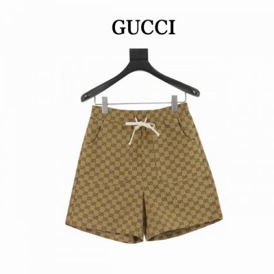 gucci联名北面经典双G卡其短裤 面料采用棉涤混纺提花布 纱线全部订染 日本进口津田驹喷气提花机织造 整件定位花还原花剪裁 口袋还原花全部采用硬纸片中烫裁片定