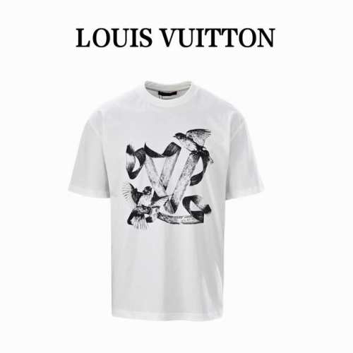 Louis Vuitton Lv 白鸽印花短袖T恤 正品6994购入开发，采用32支潮牌精疏棉260克面料，领口1*1索罗纳舒弹螺纹，胸前数码直喷工艺，面料酵洗