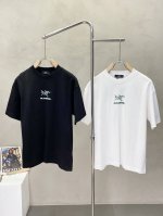 arc’Teryx始祖鸟独家专供新款原单男士休闲短袖 高端定制 高端版本 时尚百搭爆款进口面料 手感超柔软细腻 穿着亲肤舒适 高端精品 代工厂P精细做工 上身非