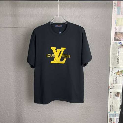 C05 lv 路易25Ss 300克重早春新款胶膜发泡字母Logo印花短袖轻奢主义 男女日常通勤穿搭必备单品正确版本欢迎对比详细特征 100%纯棉双纱汗布面料