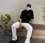 上新！始祖鸟夏季新款短袖T恤,简约大气的设计感！版型剪裁特别有讲究！上身很洋气显瘦内搭外穿都看 高密针织圆领设计，平整简约！亲肤透爽！T恤面料的柔软性舒适性无可