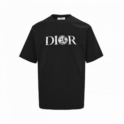 dior 迪奥 25Ss 石头岛联名斑驳字母Logo印花短袖上身效果 原版面料 数码直喷印花工艺 网红明星同款 高版本品质 面料采用280克纯棉面料 手感超级舒