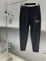 Fend 2025Ss天丝锦纶四面弹春夏休闲裤 美学的焕新诠释,演绎浓郁的格调型时尚风范,细节感和设计感强悍.经典品牌标识做为色彩搭配,演绎经典的品牌时尚,为整