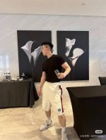 上新 款号:G402 Gucci古驰联名阿迪新款织带针织短裤情侣款五分裤 1工艺精致细腻，面料丝滑超级透气，手感肤感高级柔顺，细纱针织弹性面料，轻盈透气无丝毫束