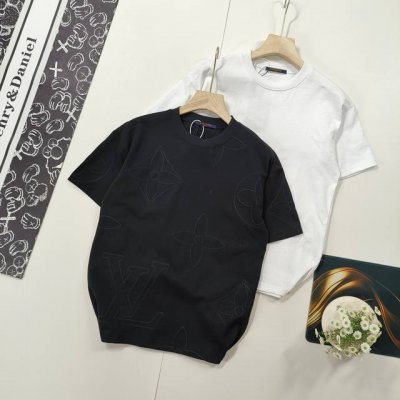 尺码S-Xl早春新品 路易威登 Louis Vuitton 1V 25Ss早春新款 全身Logo刺绣短袖T恤 男女同款驴家Lvt恤 轻奢主义 男女日常通勤穿搭必