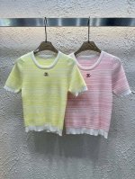 Chanel香奈儿小香手缝定制双C条纹拼色针织短袖 款号：25670104639 颜色：黄色 粉色 尺码：均码 80-125斤
