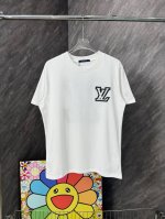 Lv撞色搭配标刺绣圆领短袖 Louisvuitton官网Zp同步新款T恤 面料采用32支双纱280克高克重纯棉面料 同缸定织定染原版同色螺纹 进口机器十万针立体