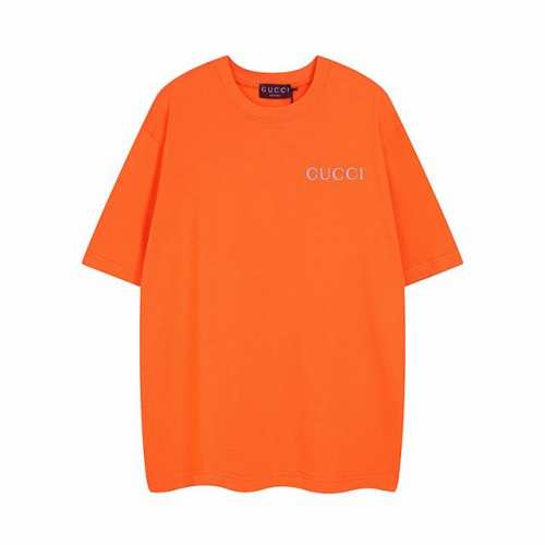 全年有货不下架 #Gucci古驰#2025早春系列，官方原版,定制32支双纱纯棉面料，克重260G，手感松软细腻又比一般棉布料扎实，舒适透气不易变形，采用进口纳