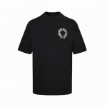 Chrome Hearts 克罗心 25Ss 梵文字母印花短袖 黑色皮袋包装 采用进口数码直喷 260G 26支定制定染双纱棉 版型大 宽松有型 区别低版本瘦长