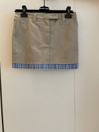 miumi* 25Ss早春新款 复古文艺风卡其色拉链夹克外套丨独家Yb开发！高版出品！天蓝色格纹翻领可拆卸。假两件拼接设计！宽松廓形剪裁版型百搭不挑人！可甜可盐