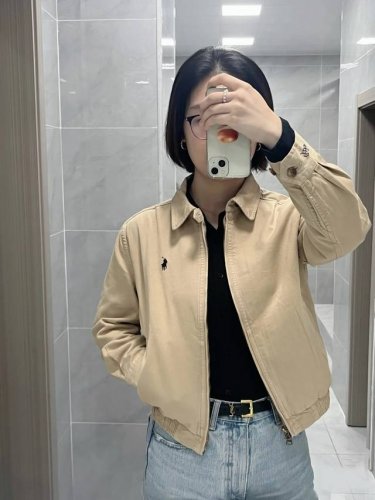 Ralph Lauren 拉夫劳伦 老干部三色经典男女款夹克外套 三色齐发 老干部风格夹克 搭配牛仔裤，美式复古又俏皮 又是一件百搭 又能穿到天荒地老的夹克 春