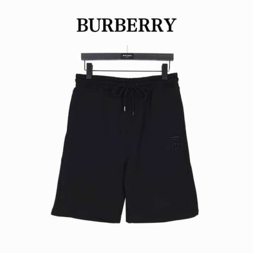 巴宝莉 Burberry便签短裤 又是一款这个夏天不得不收的Burberry爆款！ 太好看啦马上入手不要犹预、巴宝莉短裤里面最爆的单品！ 干爽透气.耐穿完美不可