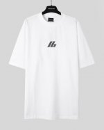 Balenciaga 市面最高版本 Ib反光字母短袖 原版开发定织260G面料 高度还原 洗水处理 手感厚重 质感区别市场货 采用进口椭圆机印花 每个印花对位整