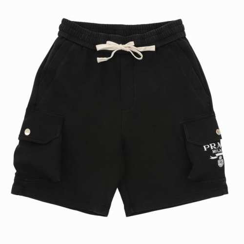 prada 普拉达 侧口袋锁扣工装短裤 Size：S-L