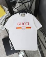 古驰 Gucci红色双G单色圆领短袖 款号：895 原版面料官方同款短袖T恤 定制280 克同缸染面料手感非常舒服 春夏最新砖柜同步时尚又个性超级百搭好看的一款
