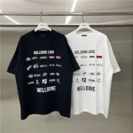 We11Done 徽章印花 宽松圆领短袖T恤男女情侣款 面料：300G双纱精梳紧密赛络纺重磅纯棉 工艺：走线均是全身三线缝制，后领织带包边延伸到肩部加固，细节井