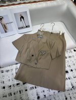 prad* 25Ss新款西装外套半身裙套装 双排扣上衣 三角标装饰 版型超好 高品质 两色三码 Sml
