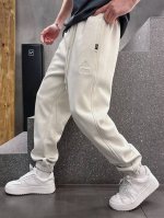 西太后 顶级货品 2025春夏新款休闲裤！官网同步发售。品牌经典Logo休闲裤 ，定制面料，舒适度极好，手触感强烈。辨识度极高，完美品相工艺。 尺码：M-3Xl