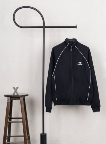 款号Xb0122 balenciaga 巴黎世家曼3B刺绣线条立领拉链外套 520克高克重 双股双纱 手感属实技能拼接缝纫工艺纯棉材质 简洁百搭 情侣同款 全套