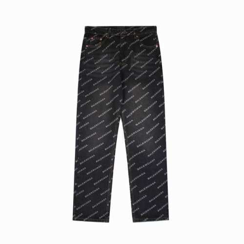 顶级版本 颜色：高级黑 码数28-34 巴黎世家Balenciaga字母Logo弹幕满印单宁牛仔裤 采用进口土耳其面料，精选四季合穿的棉质牛仔面料，布面纹理清晰