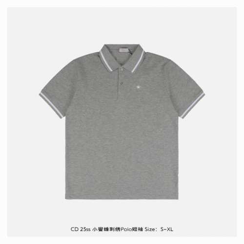 dior 迪奥 25Ss 小蜜蜂刺绣Polo短袖 双面丝光长绒棉进口珠地面料，质感柔软细腻爽滑，舒适透气凉爽，且久穿久洗不褪色不变形。进口榻榻米机刺绣，小蜜蜂刺