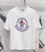 高品质 Moncler 蒙口炫彩印花新款T桖！ 25Ss春夏新品，官网旗舰店同步开售，胸前大Loog采用炫彩印花，非二次开发，原版成型，袖口手臂章仔采用刺绣小标