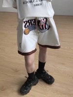 90 款号K05 顶级刺绣版本 模特上身图 Mitchell &Ness X Just Don联名费城76人队复古高街刺绣球裤 篮球短裤 Just Don Nb
