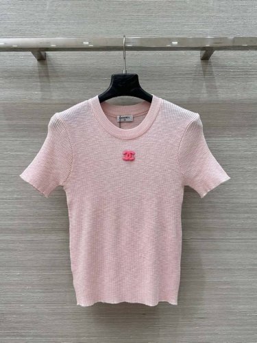 家首发高端原单品质！Coco女孩，25早春度假新品，多巴胺配色针织短袖上衣！封神单品！全定制定染纱线！撞色边修身版型万能百搭上身超显瘦！单穿做内搭搭配都超级好看