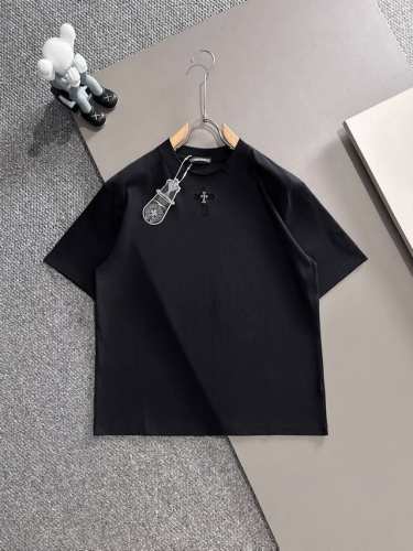 Chrome Hearts* 2025春夏款上新 原高版本 克罗心 面料采用270克高密度纯棉 不变形 不缩水 工艺介绍 双线走位 胸口 左右袖采用贴布刺绣工艺