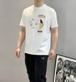 Fend*芬-迪25S新款丝光棉T恤.原单推荐！重工减龄款设计.3D绣花香蕉字母烫画设计.立体凸凹感双层工艺.整体搭配色彩丰富.减龄又上身有型！采用190G丝光