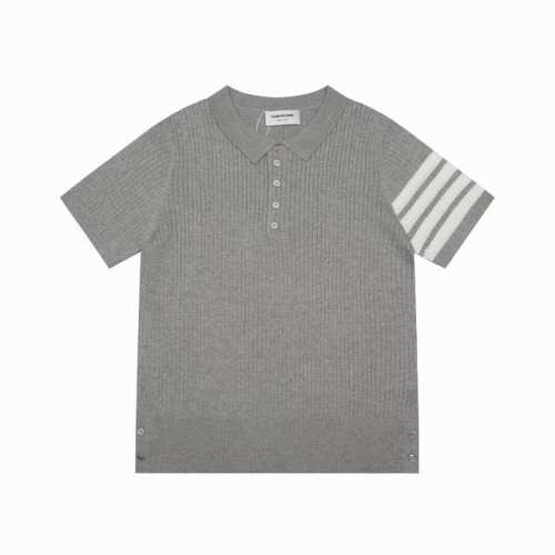 Thom Browne 汤姆布朗 四杠针织polo衫 升级，灵感源自八十年代复古 原版面料 官方同款 圆领 短袖 定制 网纱毛衣针织面料 手感非常舒服 春夏最新