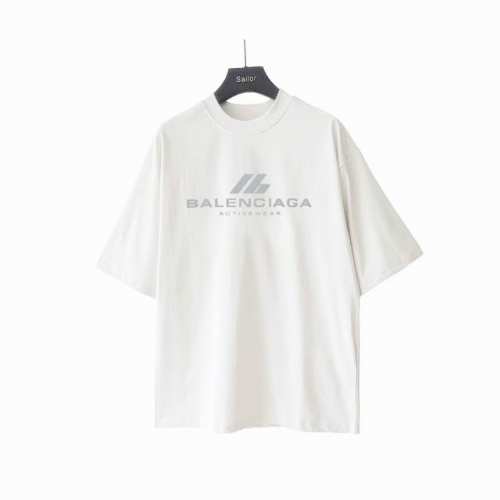 实拍细节图+细节图 巴黎世家Balenciaga 新款Ip反光字母短袖 24年主麦上身 成衣简约大方前幅标识字母采用满天星变色胶浆字体随着光线折射展现不同的色泽