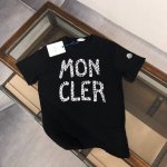 纯棉水洗不变形 mon*Cler 蒙口 官网同步上新 专柜系列纯棉T恤 260克定制棉 面料柔软舒适 全新设计灵感 极具时尚代表性 精致品牌字母印花Logo设计