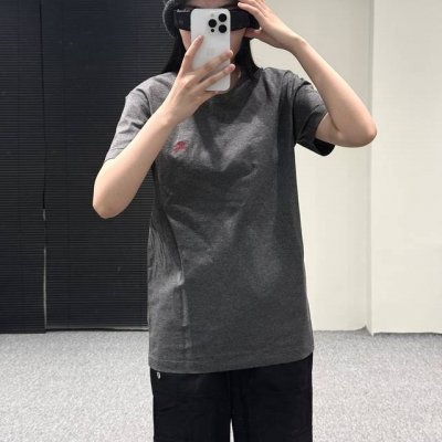 Bbr 短袖 圆领 灰色 上身展示 模特试穿 S 码 身高 162Cm 47Kg