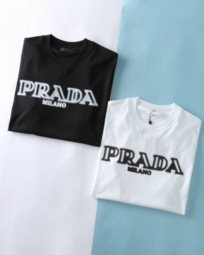 pa*拉 25Ss春夏新款丝光云朵棉圆领短Tee，男女同款后背大三角标印花标识时尚休闲宽松套头短袖T恤衫！贸易公司渠道稀出，领先Gw发售！P家全新热门短Tee奉