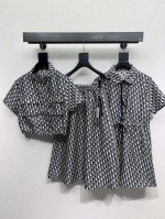 D家经典老花短袖外套 低调又时髦 版型百搭不挑人 都可驾驭 百搭又帅气 高品质 尺码Sml
