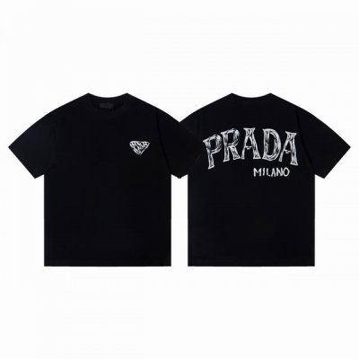 款号 Y169 普拉达prada经典小标后背大字母Logo印花短袖T恤 正儿八经280克纯棉双砂面料 所有面料均已提前做过缩水 品质第一 所见即所得 不会洗一次