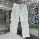 迪奥 25新品 后口袋字母Logo压硅胶牛仔裤！特定最新品牌皮标 重磅单品~私渠稀有臻品 客供五金辅料 进口客供定织牛仔棉布面料,时尚又个性 超级百搭好看的一款