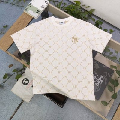 款号：Yy912 高版本 2025新款Mlb洋基队Ny经典刺绣小标满印字母Logo图案印花休闲情侣短袖T恤，选用了260克双纱爽滑棉面料制作而成。精细的做工和清